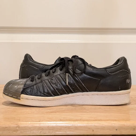 GUC Adidas Originals Superstar 6.5 Black and Silver Metal Toe Sneakers - Picture 9 of 13